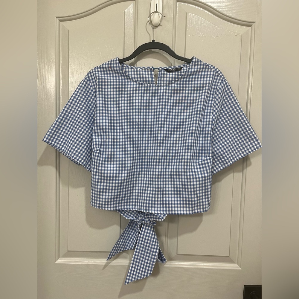2XL Shein Curve Blue/White Tie Back Gingham Top